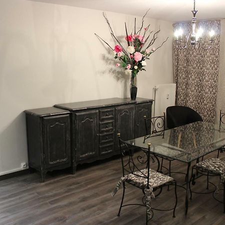Appartement Place Leclerc เบอซองซง ภายนอก รูปภาพ