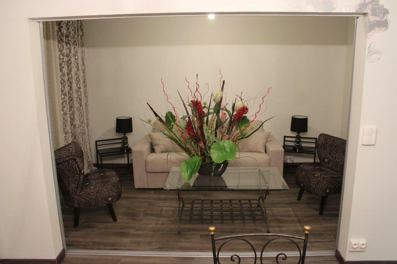 Appartement Place Leclerc เบอซองซง ภายนอก รูปภาพ