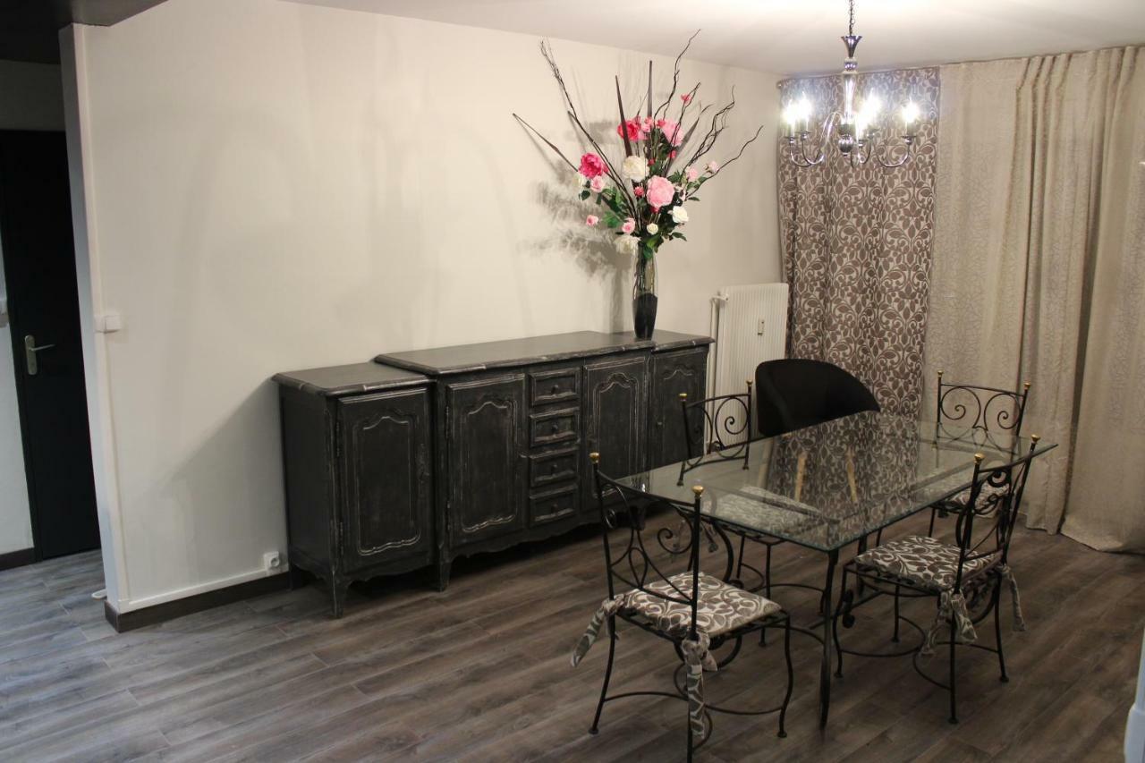 Appartement Place Leclerc เบอซองซง ภายนอก รูปภาพ