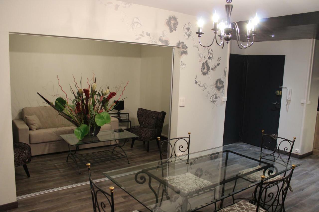 Appartement Place Leclerc เบอซองซง ภายนอก รูปภาพ