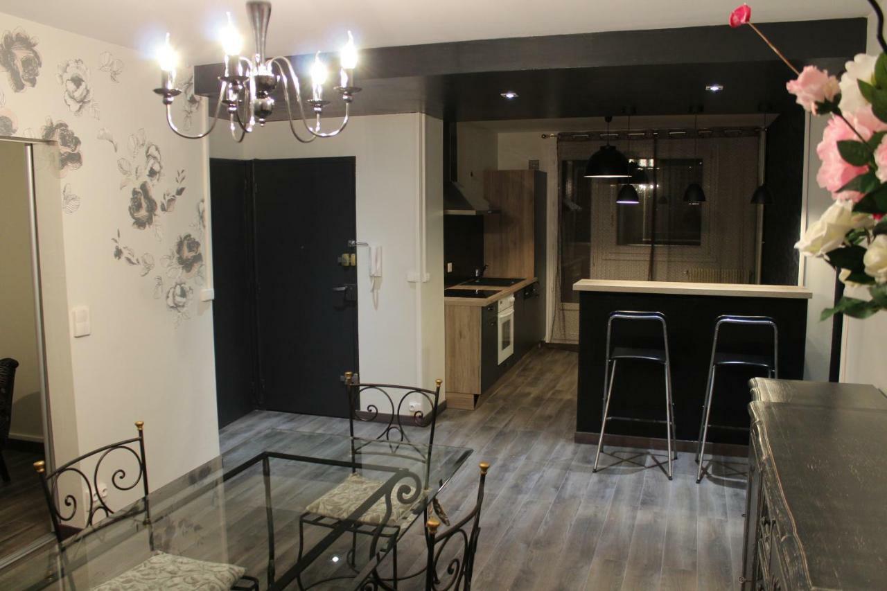 Appartement Place Leclerc เบอซองซง ภายนอก รูปภาพ