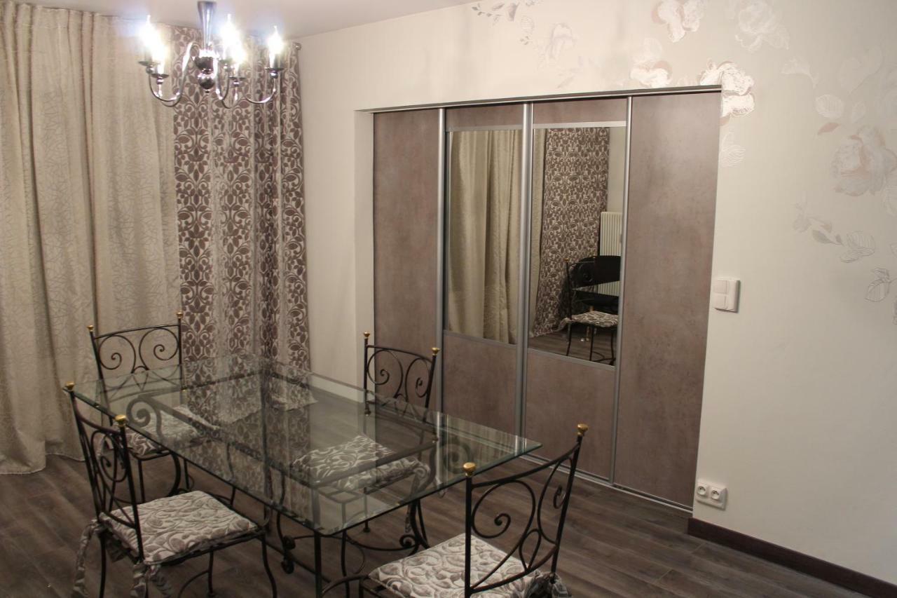 Appartement Place Leclerc เบอซองซง ภายนอก รูปภาพ