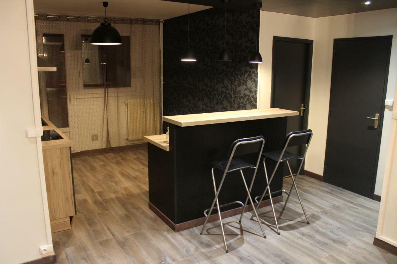 Appartement Place Leclerc เบอซองซง ภายนอก รูปภาพ